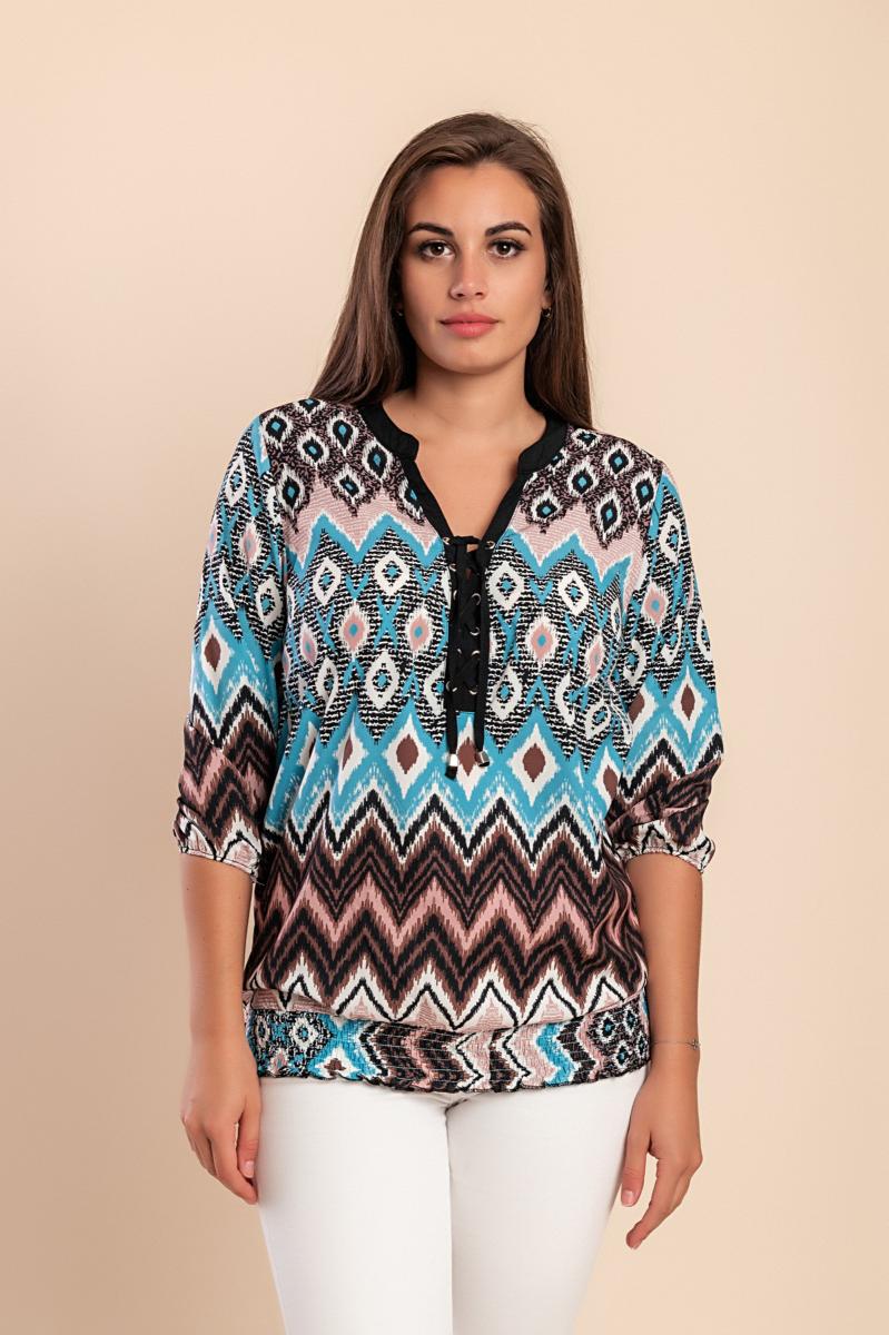 Plus size blouse with print