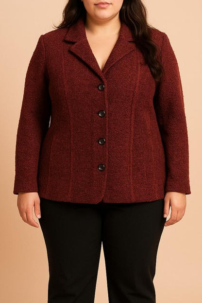Short coat with buttons