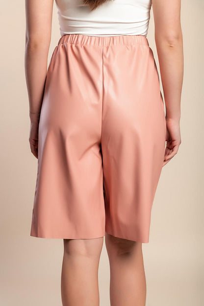 Pantaloncini corti in pelle
