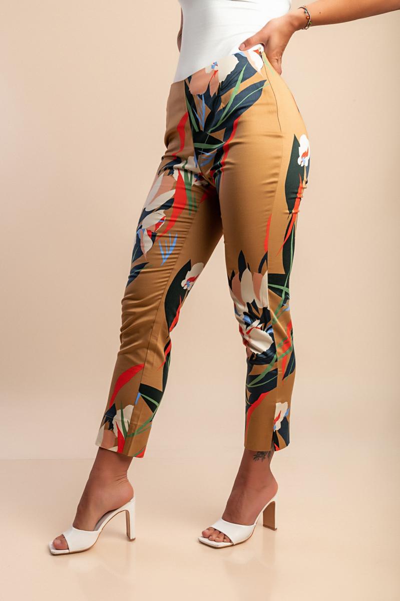Elegant printed pants