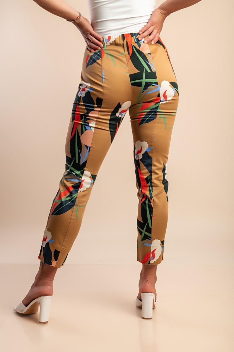 Elegant printed pants