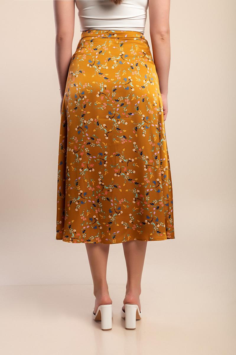 Plus size printed midi skirt