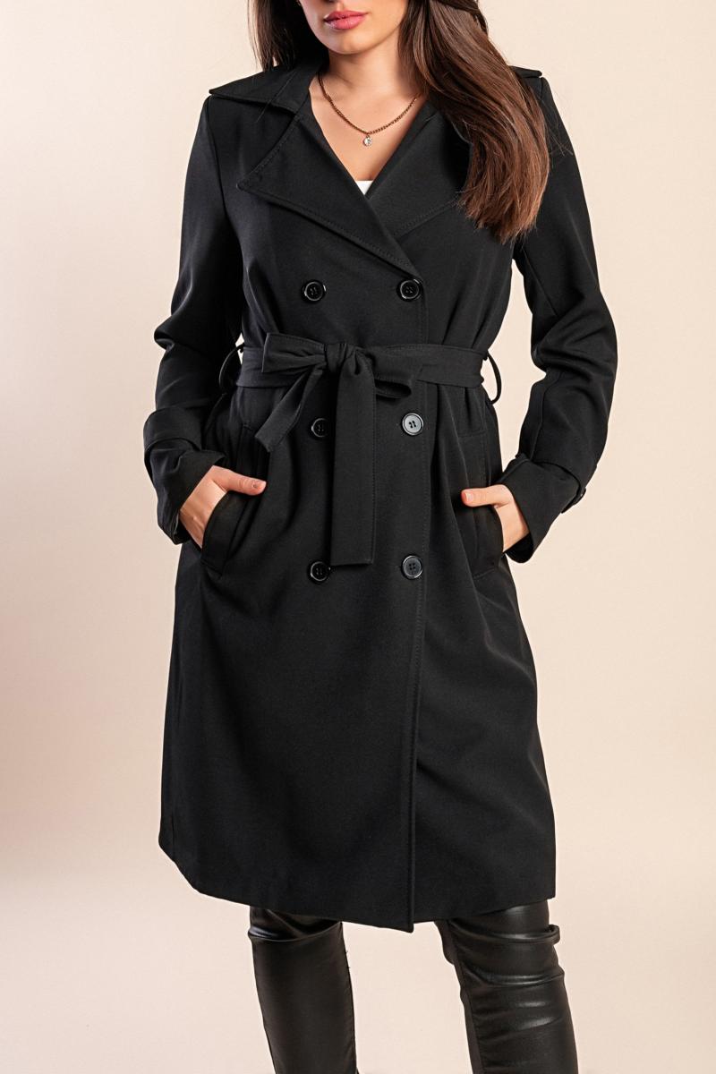 Elegant buttoned trench coat