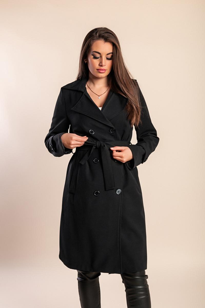 Elegant buttoned trench coat