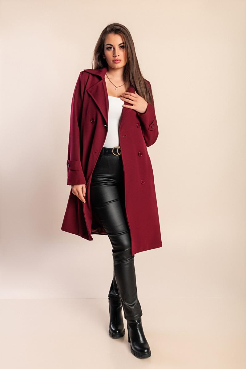 Trenci elegant cu nasturi
