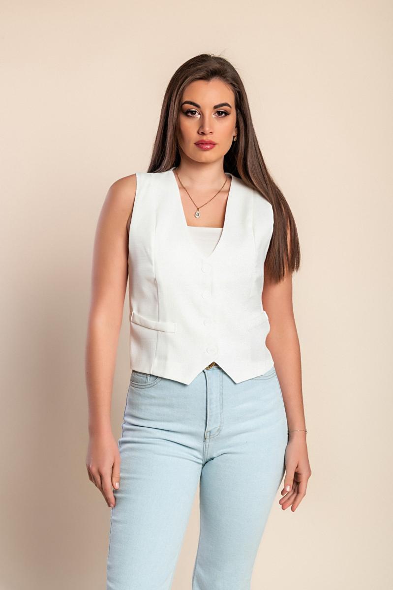 Elegant vest with buttons