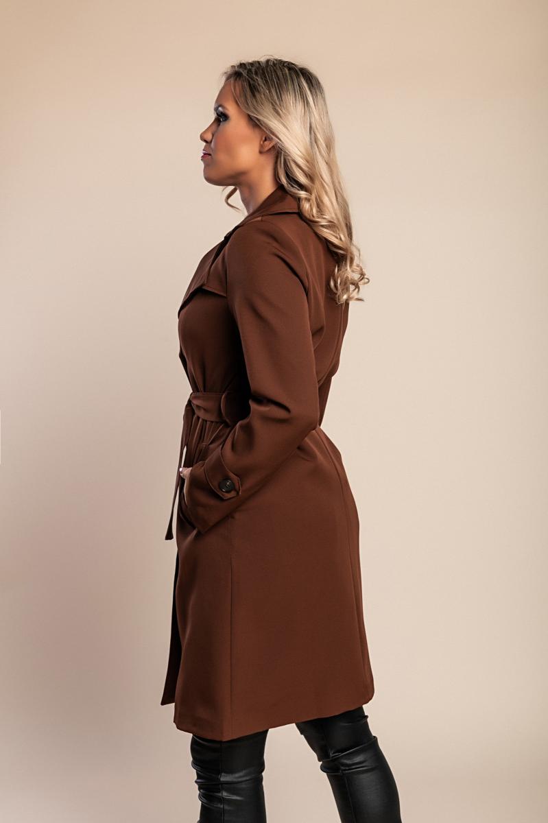 Elegantní trenčkot s knoflíky