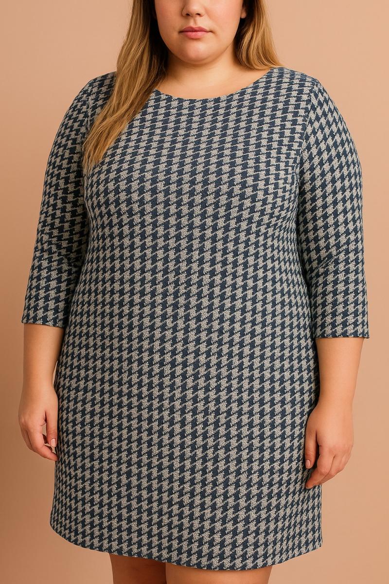 Plus size midi dress with pepita print