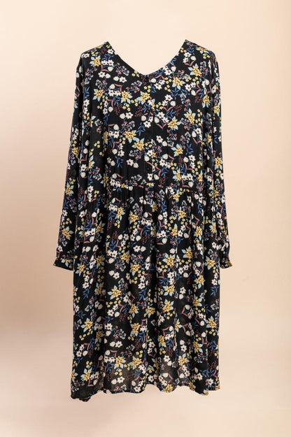 Plus size maxi dress with floral print