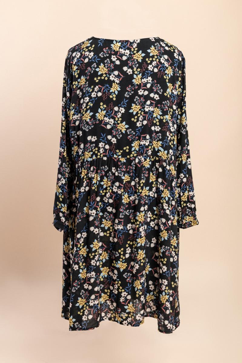 Plus size maxi dress with floral print
