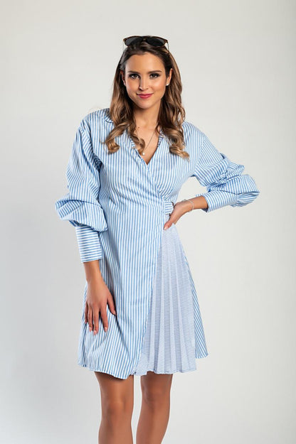 Minivestido com estampado às riscas