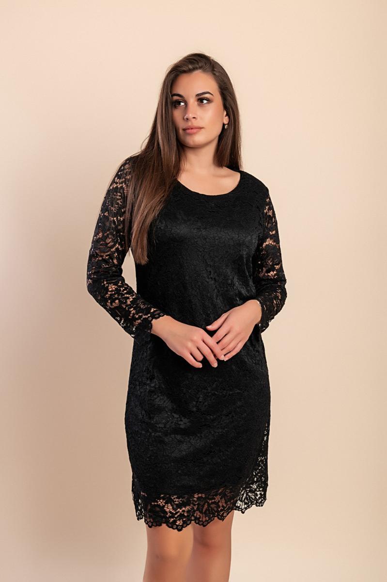 Lace dress with long sleeves