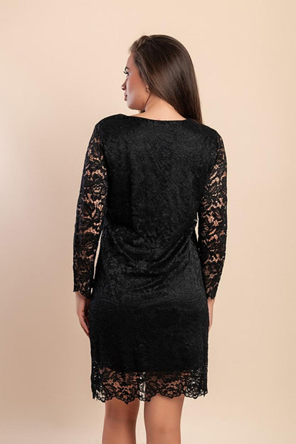 Lace dress with long sleeves