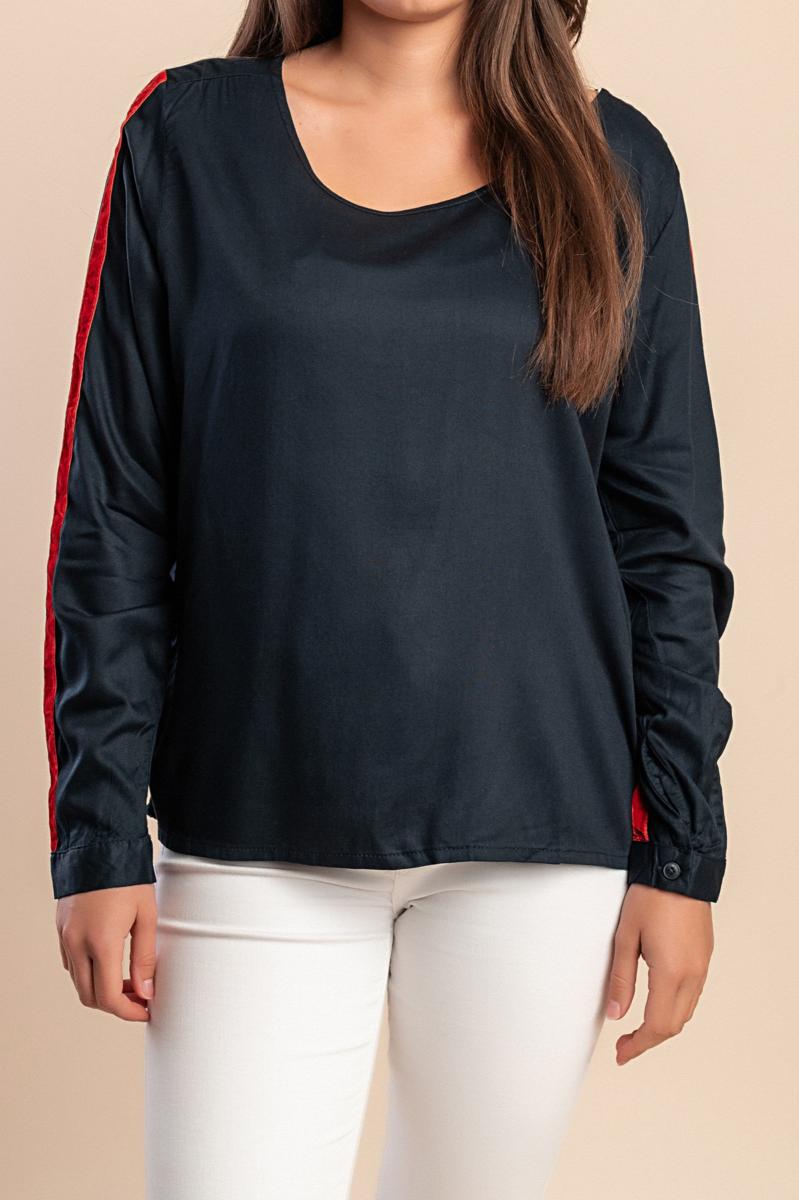 Blusa de gola redonda