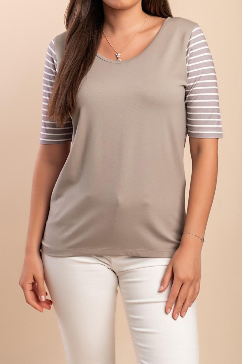 Wiskozowy T-shirt z koronką