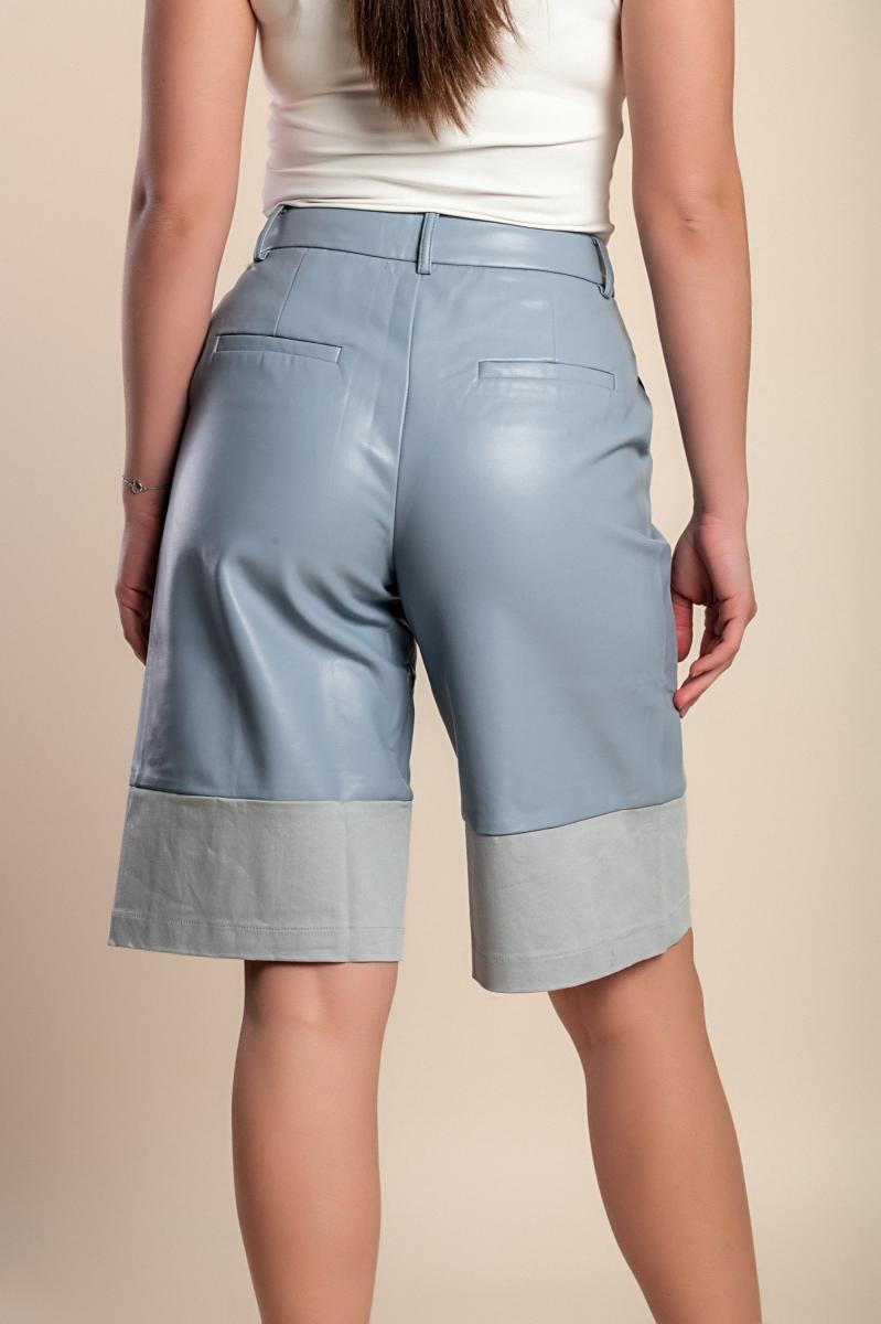 Pantaloncini corti in pelle