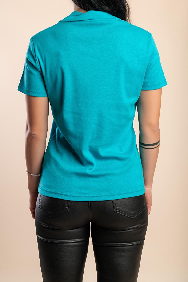 Plus size cotton t-shirt with collar