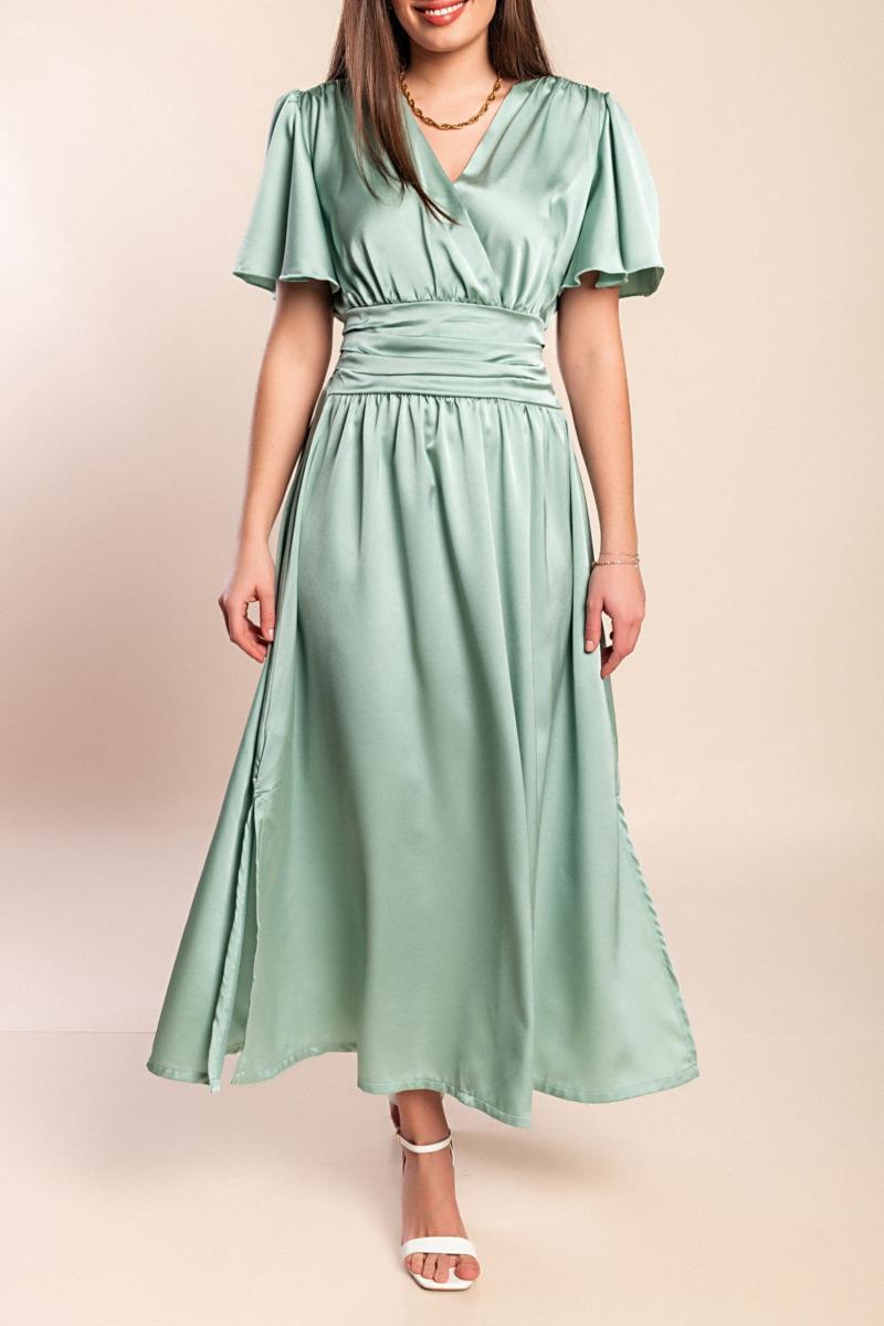 Long dress with short sleeves