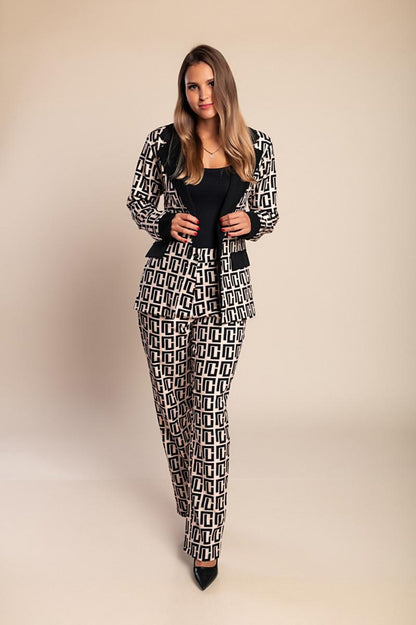 Blazer e pantaloni coordinati a stampa geometrica