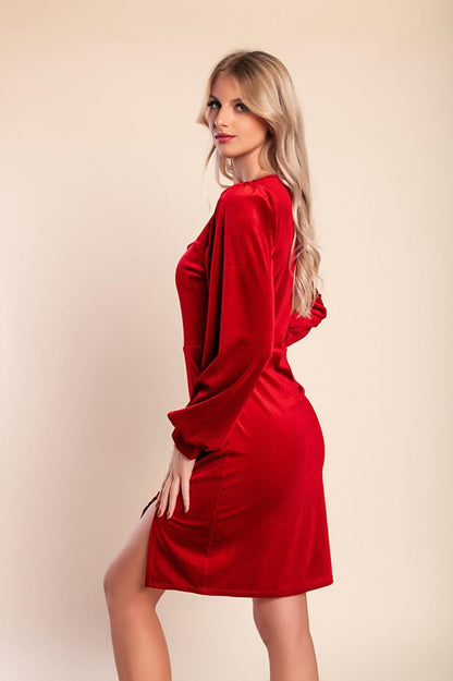 Minikleid in Samt-Optik