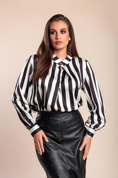 Elegant blouse with striped print