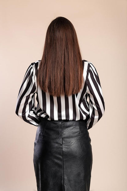 Elegant blouse with striped print