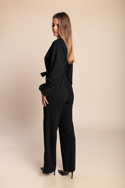 Salopetă elegantă cu mâneci lungi