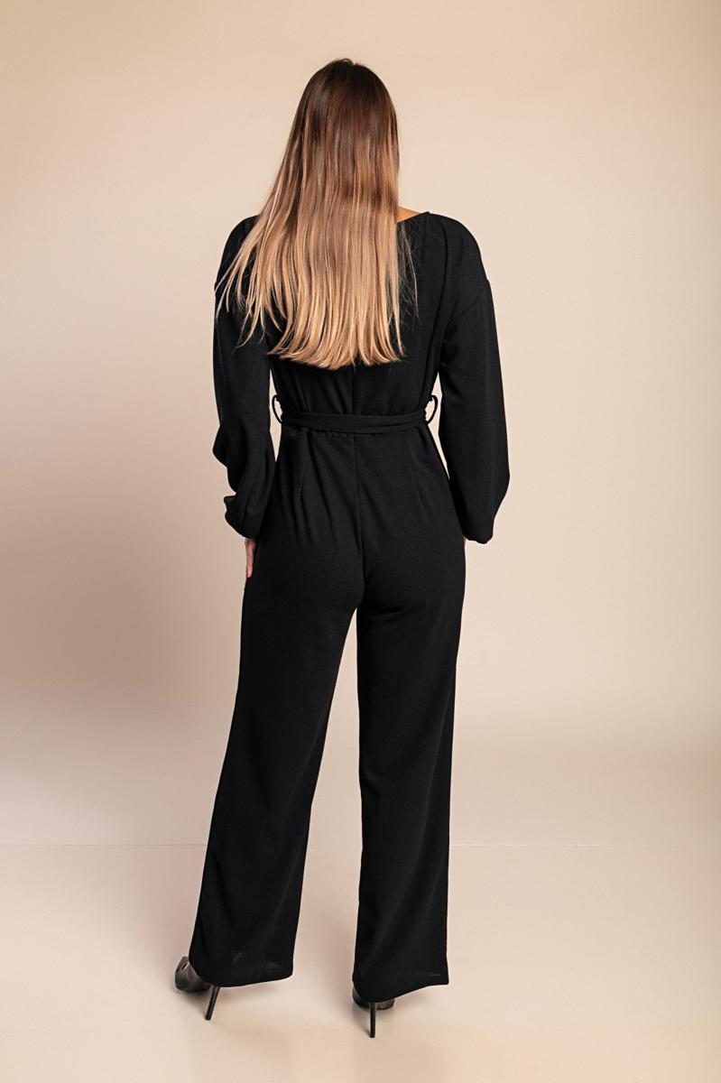 Salopetă elegantă cu mâneci lungi