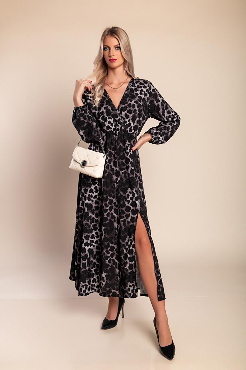 Long dress with leopard print