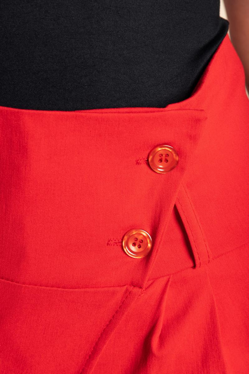 Elegante Hose mit Rüsche