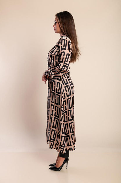 Elegant long shirt with geometric print