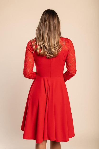 Vestito midi aderente in pizzo