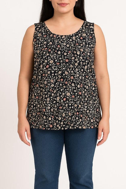 Plus size top with print