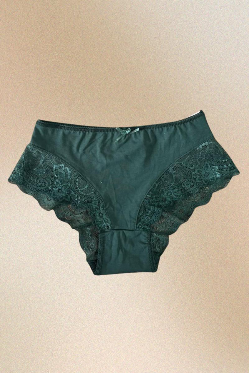 Baumwollunterwäsche mit Spitze