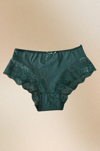 Baumwollunterwäsche mit Spitze
