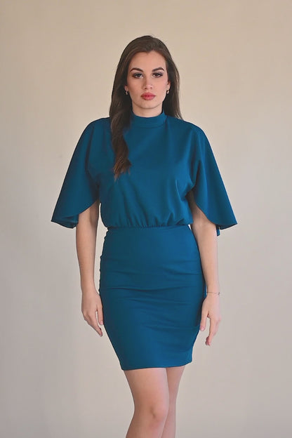 Minikleid mit kurzen Ärmeln
