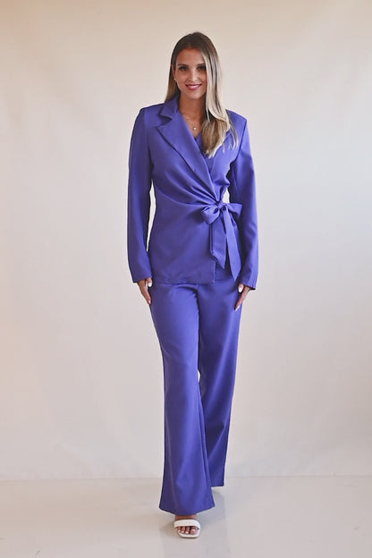 Elegant blazer and pants set