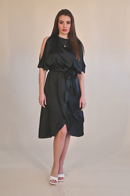 Elegantní midi šaty s výřezy Thiena