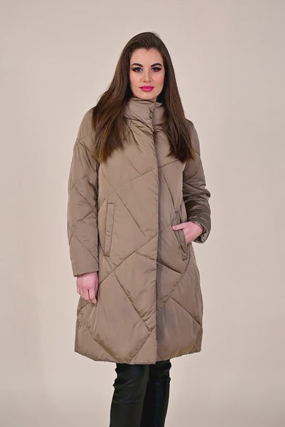 Quilted jacket with hood