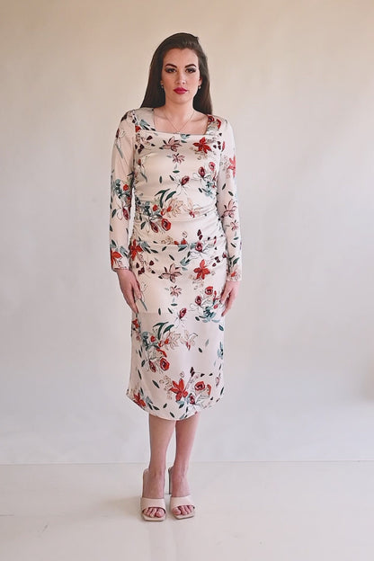 Plus size midi dress with floral print