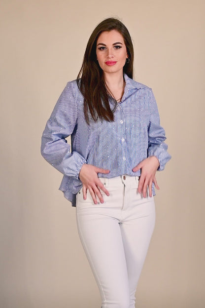 Camisa às riscas