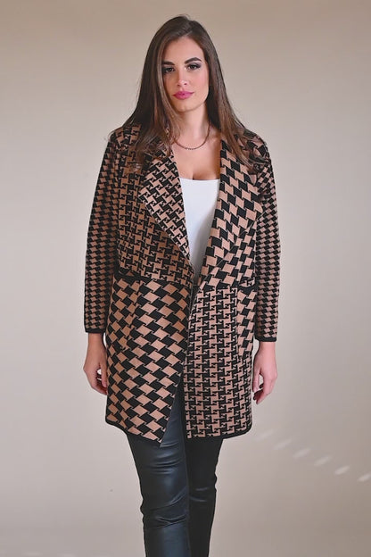 Weiche Strickjacke mit Karoprint