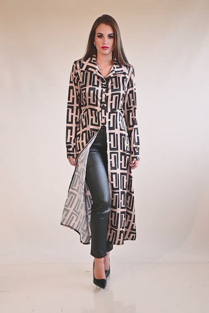 Elegant long shirt with geometric print