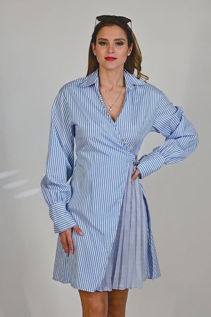 Minivestido com estampado às riscas